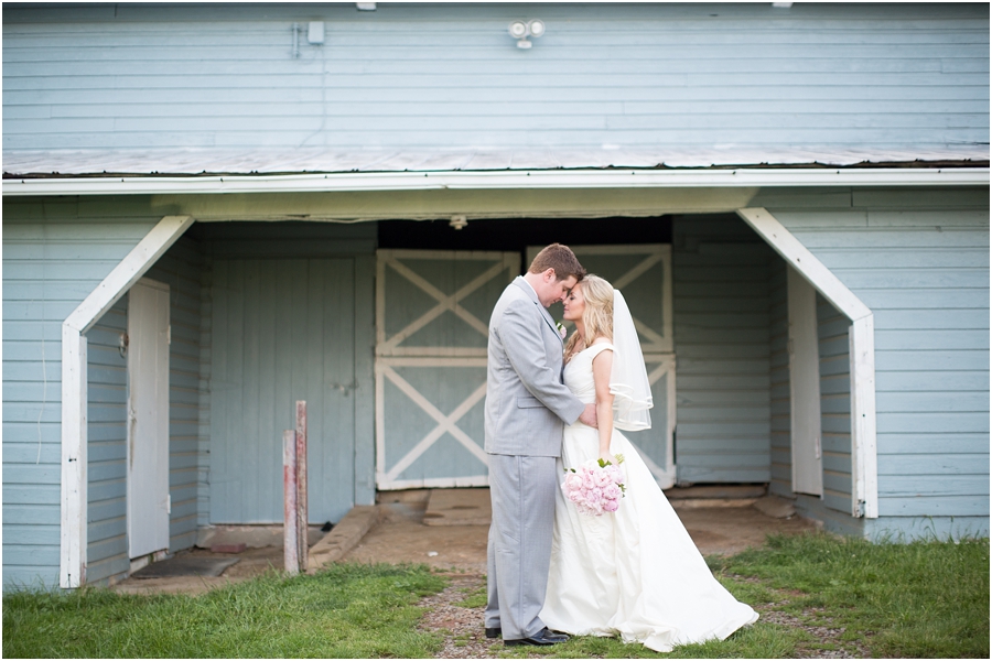 pink and blue wedding in Leesburg, Virginia- Abby Grace Photography