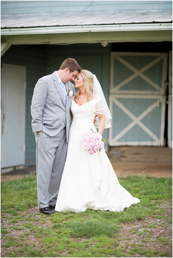 pink and blue wedding in Leesburg, Virginia- Abby Grace Photography