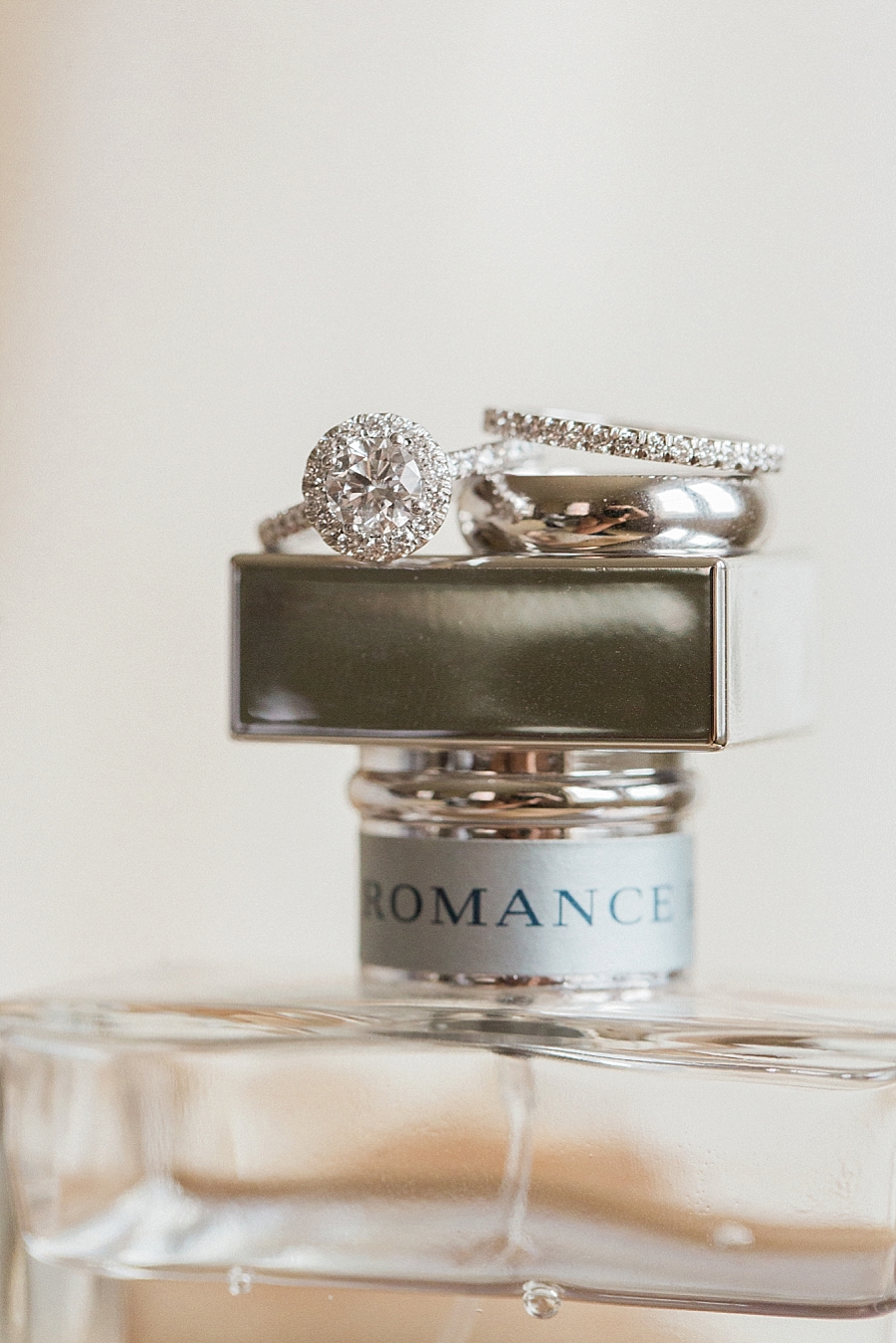 Halo solitaire engagement ring | Classic black tie DC wedding | Abby Grace Photography