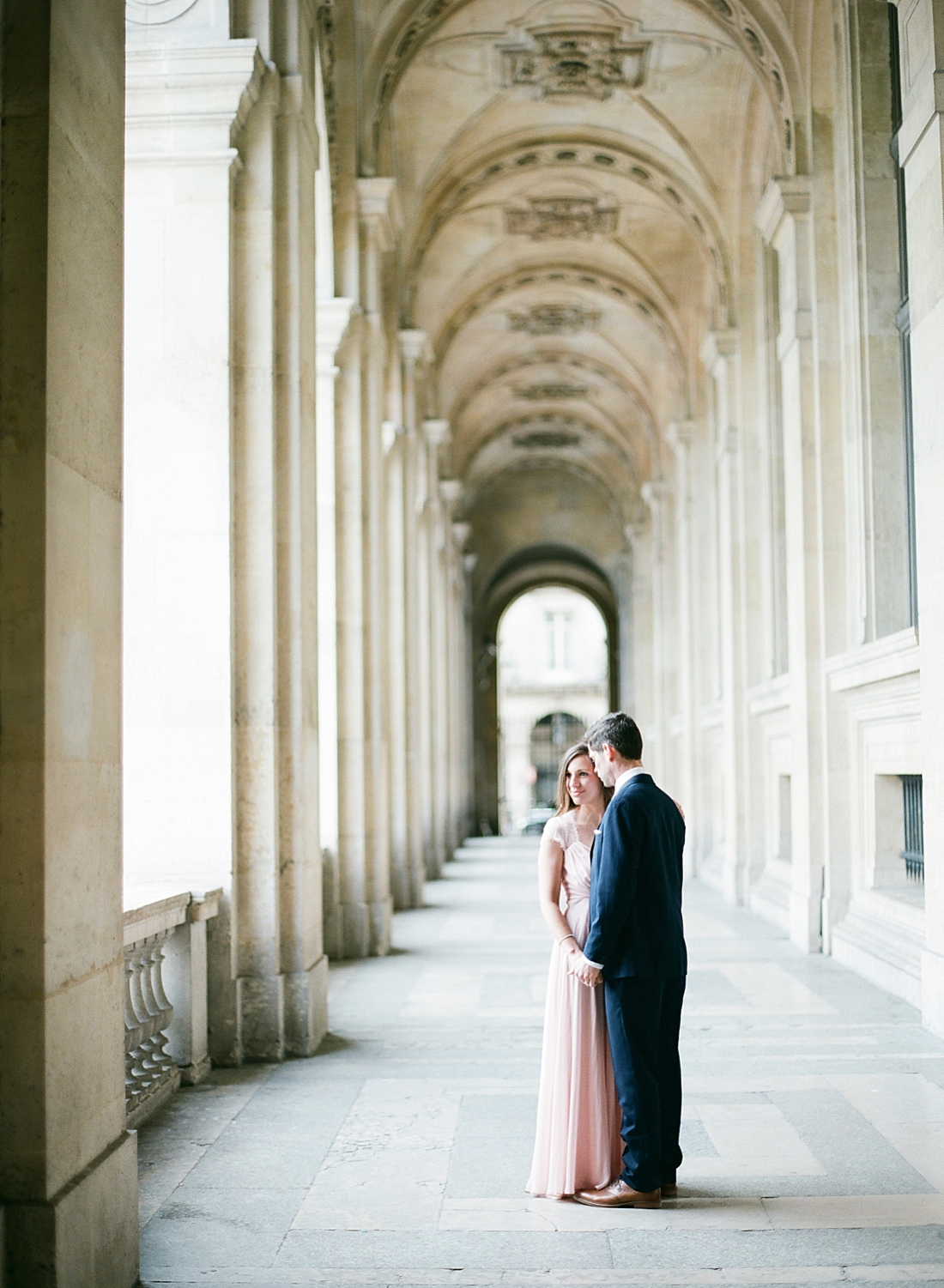 Paris anniversary session at the Musée du Louvre | Abby Grace Photography