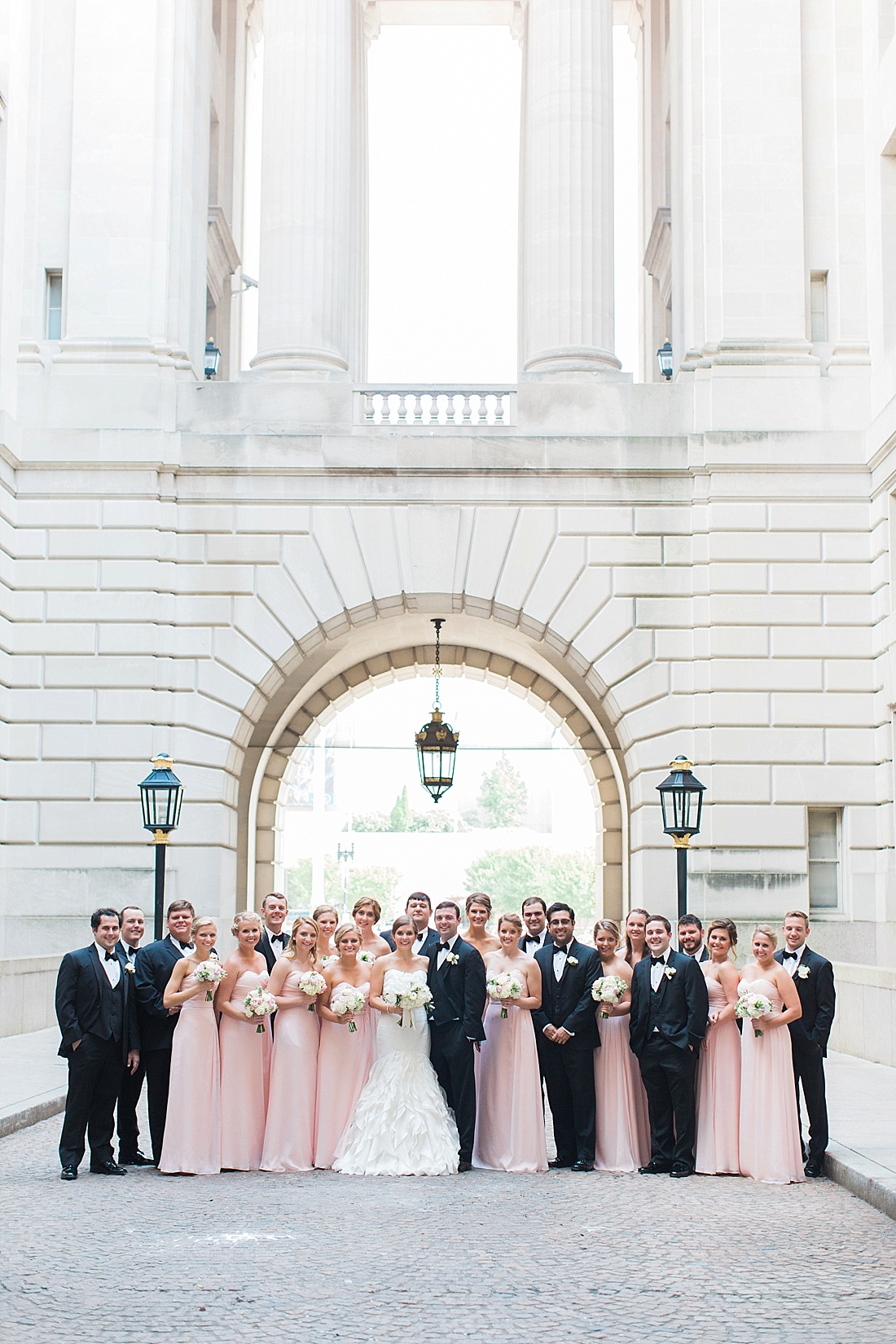 Classic Ronald Reagan wedding in Washington DC | Abby Grace Photography