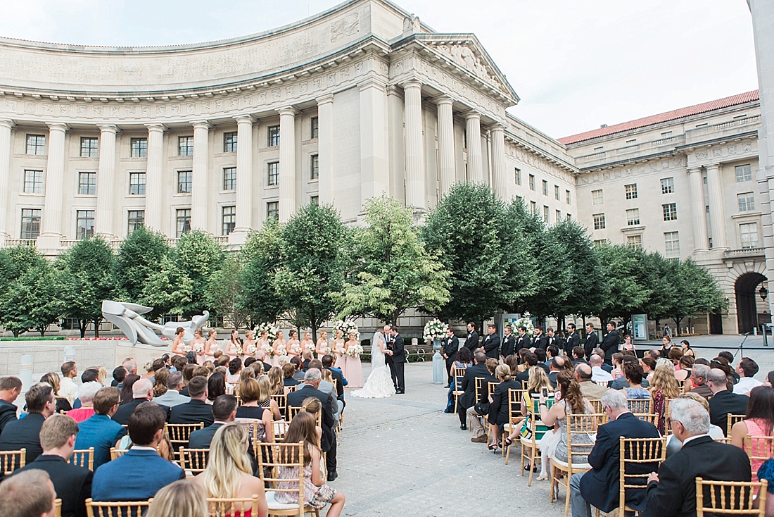 Classic Ronald Reagan wedding in Washington DC | Abby Grace Photography