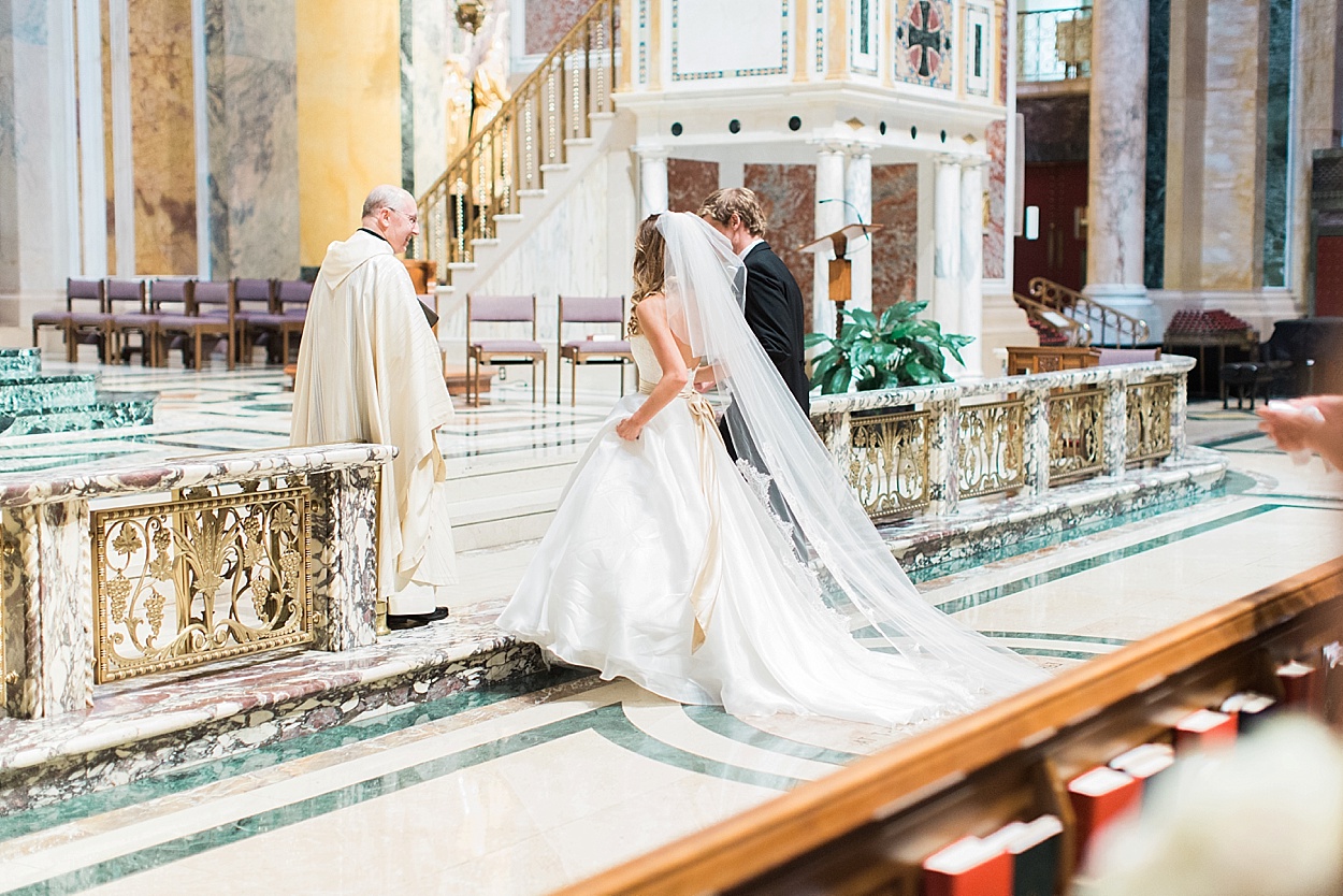 Classic black tie wedding at the Willard Hotel DC | Abby Grace Photography