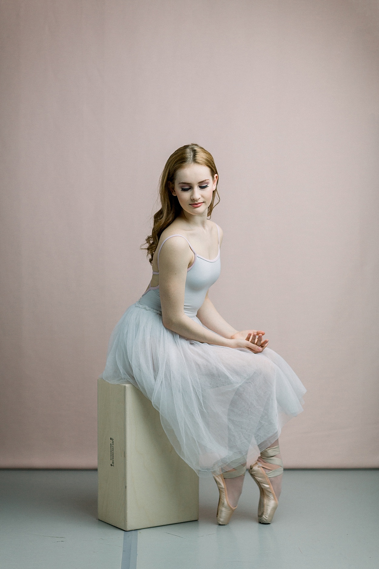 Virginia ballerina session in the studio | Abby Grace