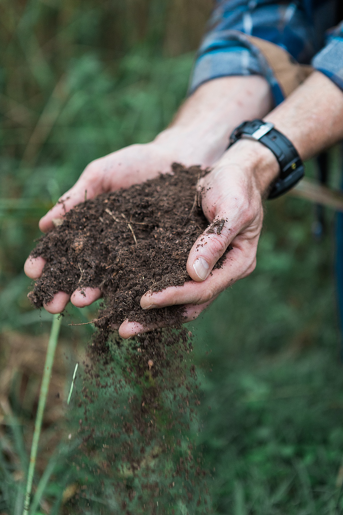 Brand session for functional medicine doctor Dr. Aaron Hartman | by Abby Grace Photography