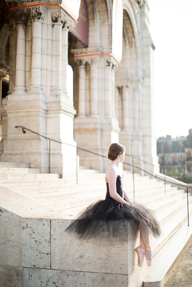 Paris ballerina session at Sacré-Coeur Basilica in Montmartre- Abby Grace Photography