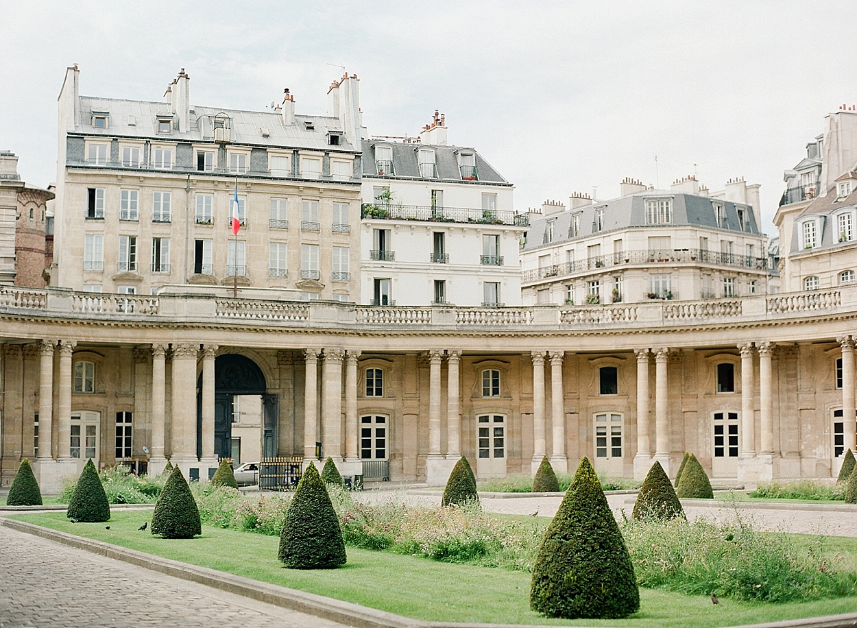 Le Marais | What to do in Paris, France | Abby Grace Photography
