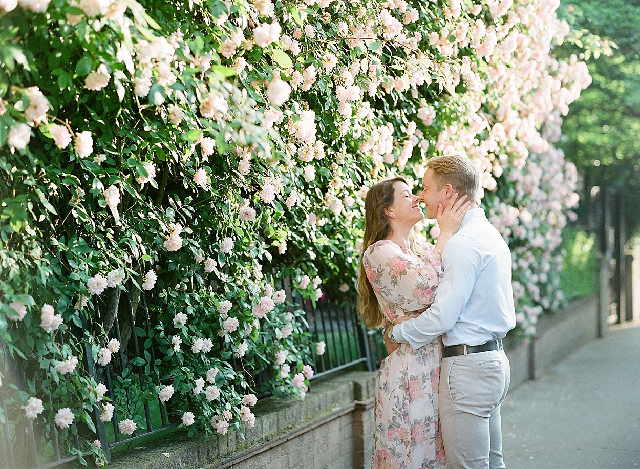 Notting Hill engagement session | Abby Grace Photography