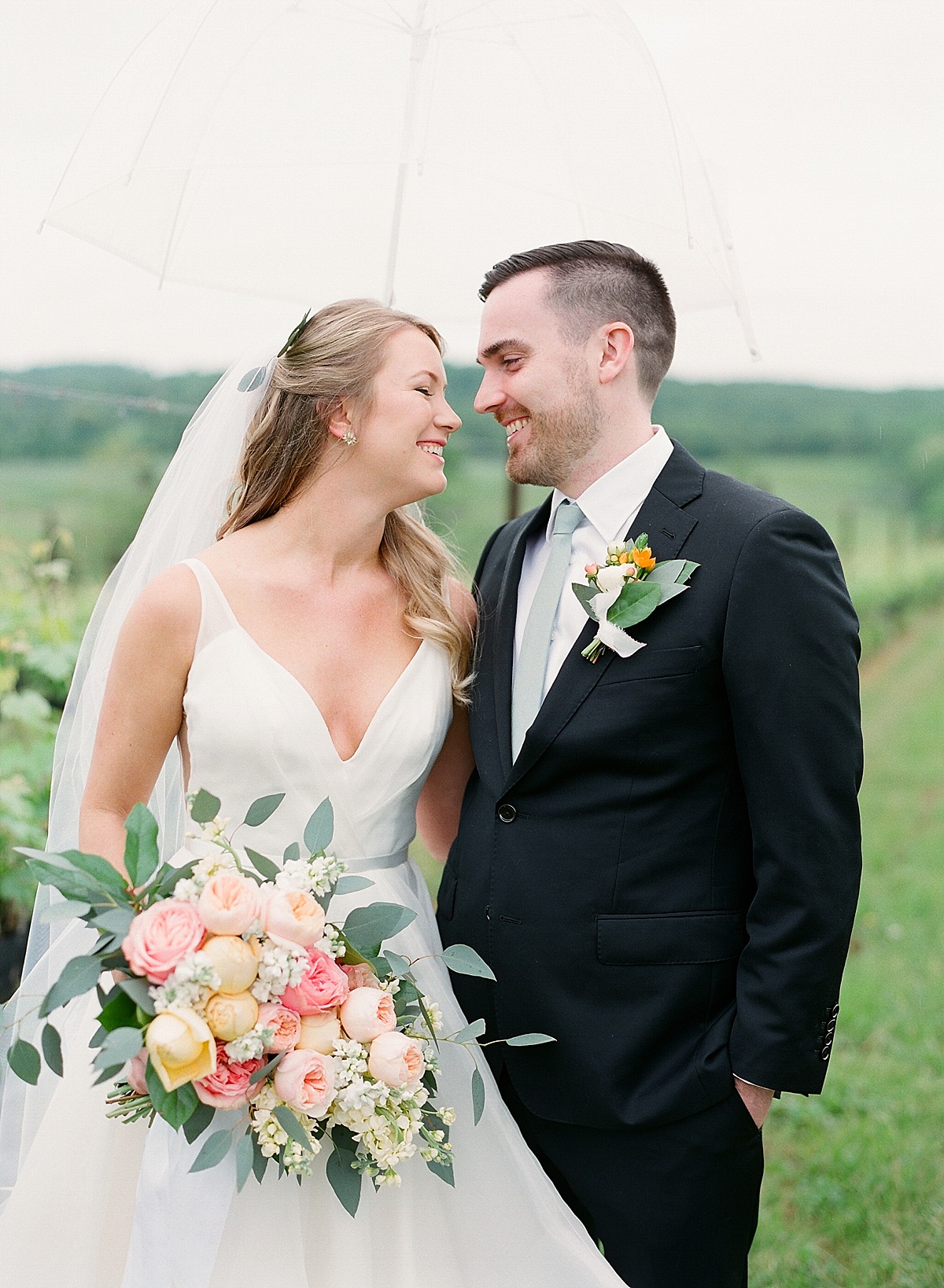 Rainy day Stone Tower Winery wedding | Abby Grace Photography